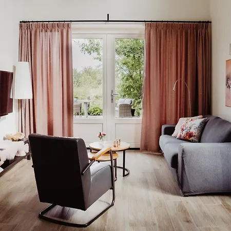 Elsje Holiday home Emst