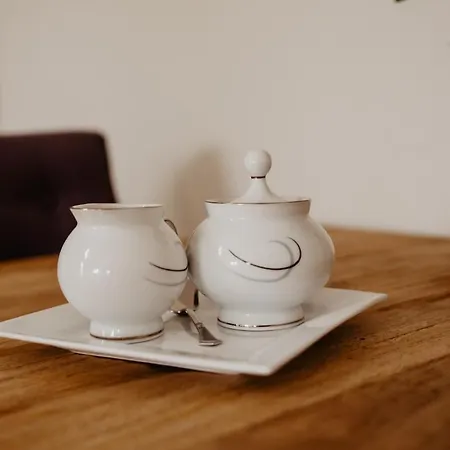 Holiday home Elsje Emst