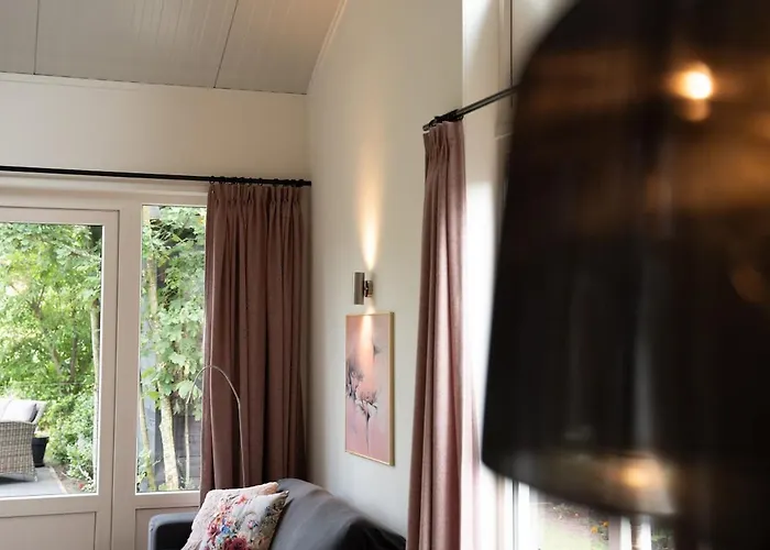 Elsje 펜션 엠스트